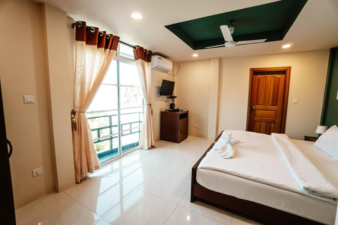 Hotel Oceana Boutique Maafushi Exterior foto