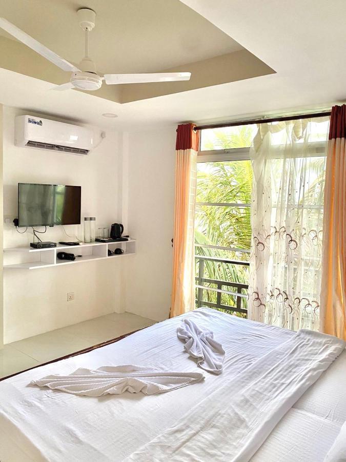 Hotel Oceana Boutique Maafushi Exterior foto